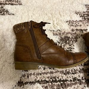 Women’s Brown Boots